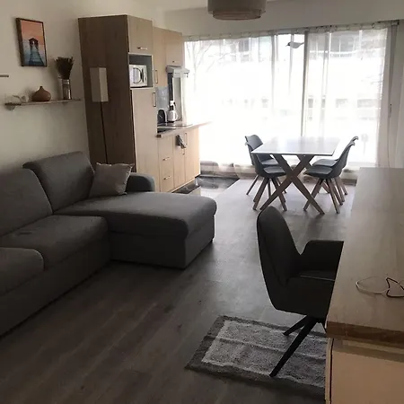 Studio 31m2 Plein Est Avec Balcon Laumiere * 巴黎